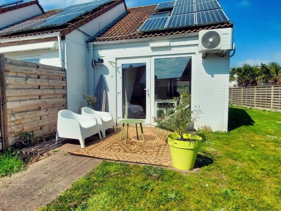 Salty - Vakantiehuisje Op De Grens Van Bredene-De Haan Exterior photo